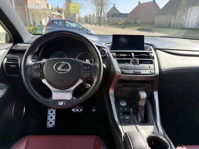 Lexus NX 300h AWD F Sport Line 2014 Hybride Benzine 10