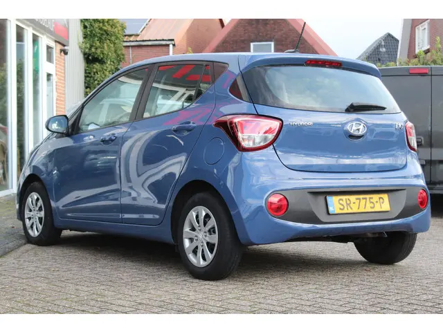 Hyundai i10 1.0i Comfort//Airco//Navi//5drs!! 2018 Benzine 26