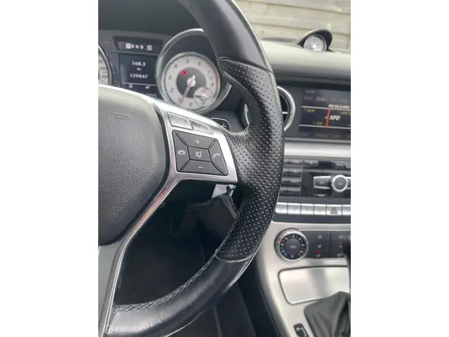 Mercedes-Benz SLK 200 2012 Benzine 18