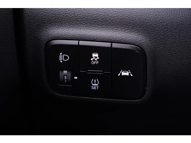 Hyundai i10 1.0 Select 2023 Benzine 41