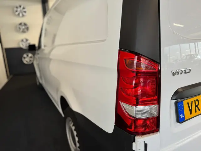 Mercedes-Benz Vito 110 CDI Lang / 3pers 2020 Diesel 22