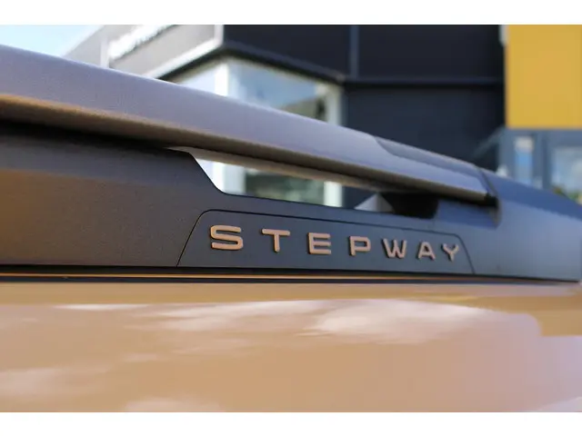 Dacia Sandero Stepway TCe 100 ECO-G Up&Go 2025 Benzine 13