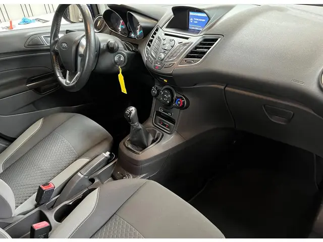 Ford Fiesta 1.0 EcoBoost Candy Blue Edition 2016 Benzine 11