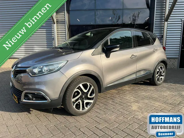 Renault Captur 0.9 TCe Helly Hansen 2015 Benzine