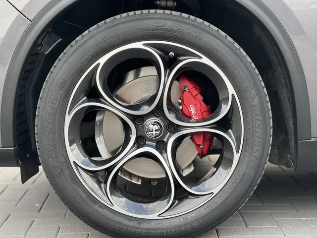 Alfa Romeo Stelvio 2.0 T AWD B-Tech 2019 Benzine 5