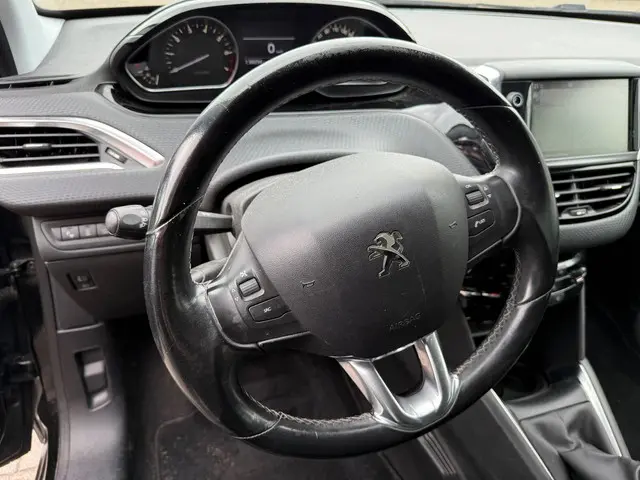Peugeot 208 3