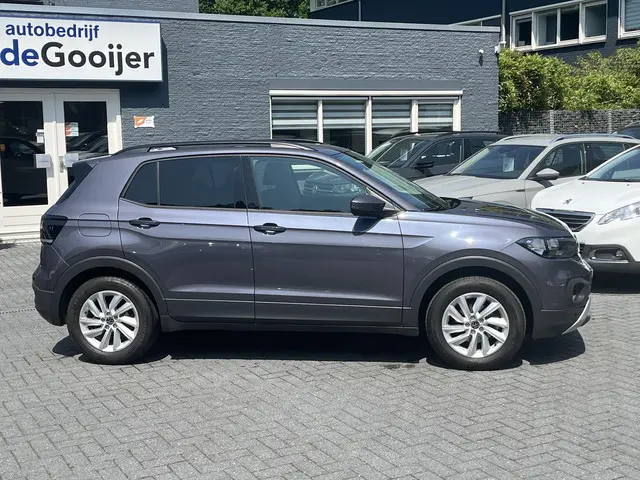 Volkswagen T-Cross 1.0 TSi DSG Life 2023 Benzine 2