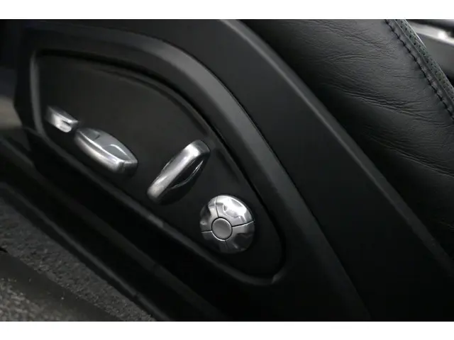 Porsche Panamera 2.9 4 E-Hybrid 2017 Hybride Benzine 12