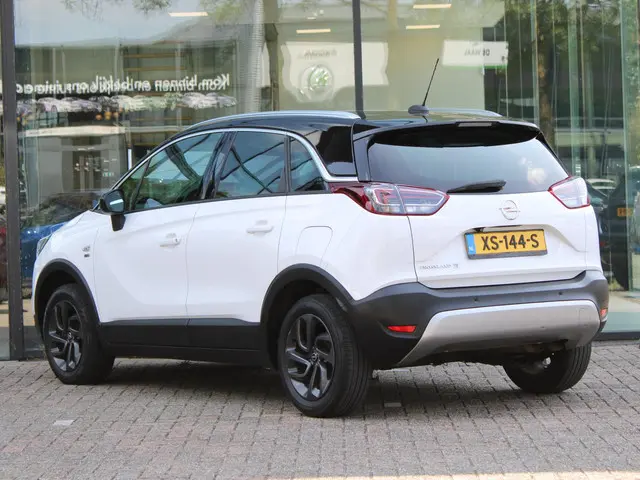 Opel Crossland X 1.2 Turbo 120 Jaar Edition 2019 Benzine 2