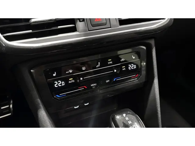 SEAT Tarraco 1.5 TSI FR Business Intense 2024 Benzine 18