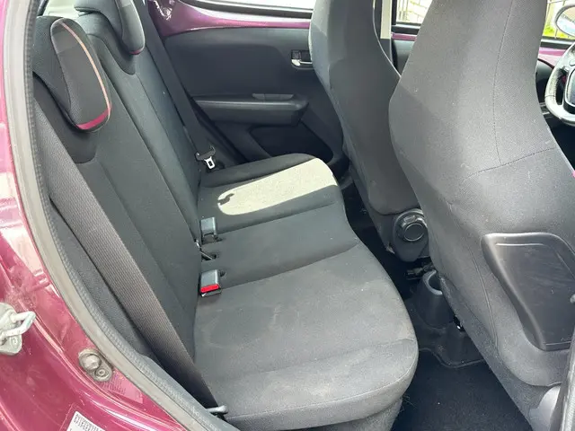 Peugeot 108 1.0 e-VTi Allure 2014 Benzine 9