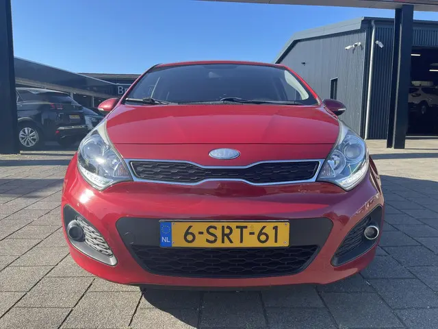 Kia Rio 1.2 l AIRCO l ELEK. RAMEN l RIJKLAAR! 2013 Benzine 2