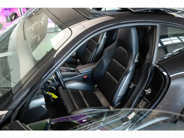 Porsche 911 991 3.8 Carrera S 2013 Benzine 24