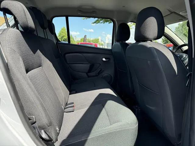 Dacia Sandero 0.9 TCe Laureate 2017 Benzine 11