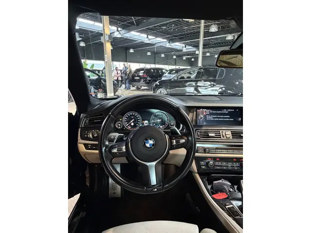 BMW 5 Serie Touring 528i High Executive 2016 Benzine 9