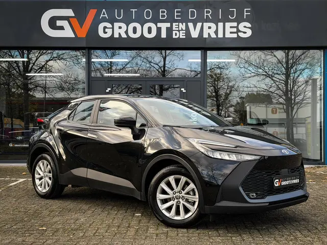 Toyota C-HR 1.8 Hybrid 140 Active 2024 Hybride Benzine 3