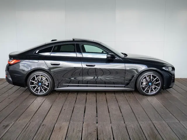 BMW i4 eDrive40 2023 Elektrisch 4