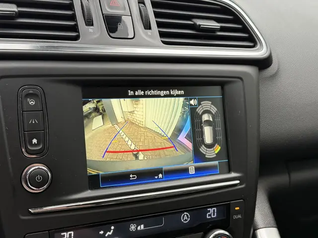 Renault Kadjar 1.2 TCe Bose 2016 Benzine 12