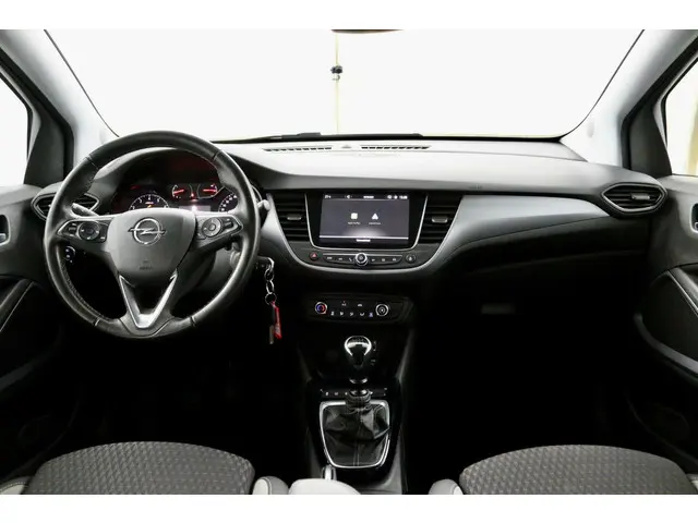 Opel Crossland X 3