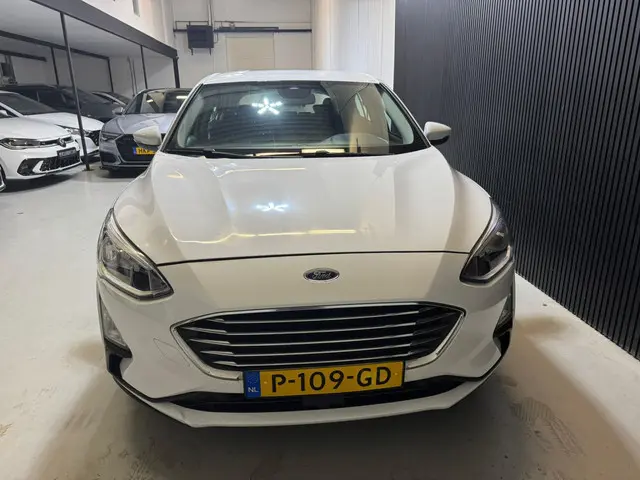 Ford Focus 1.0 EcoBoost ST Line Business 2018 Benzine 6