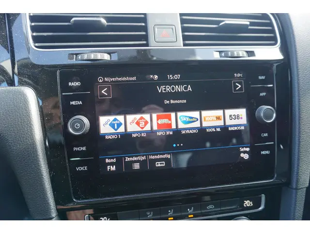 Volkswagen Golf 1.0 TSI Highline 2018 Benzine 19