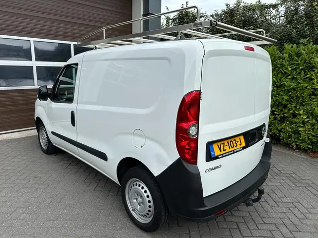Opel Combo 1.3 CDTi L1H1 ecoFLEX Edition 2016 Diesel 3