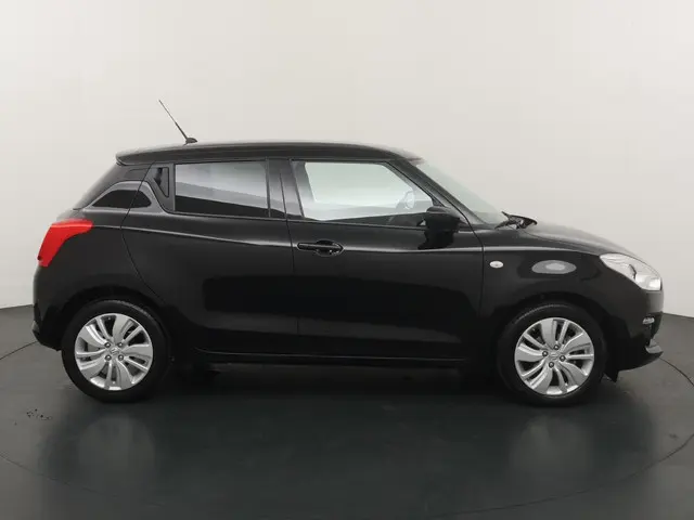 Suzuki Swift 1.2 Select Smart Hybrid 2020 Benzine 6