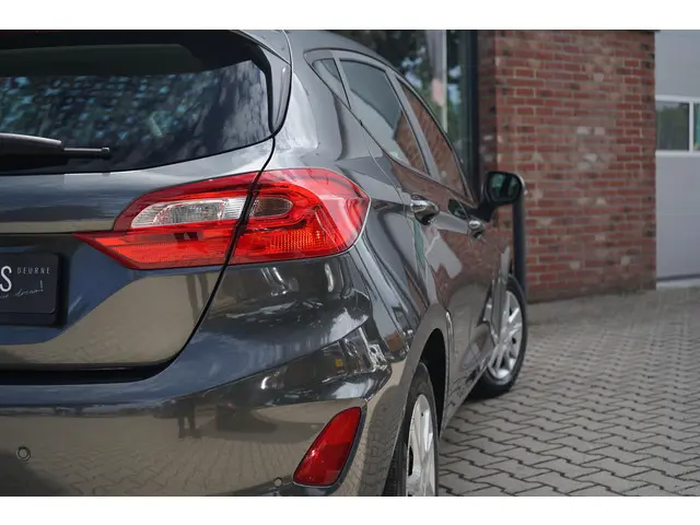 Ford Fiesta 1.1 Cool& Connect 2018 Benzine 5