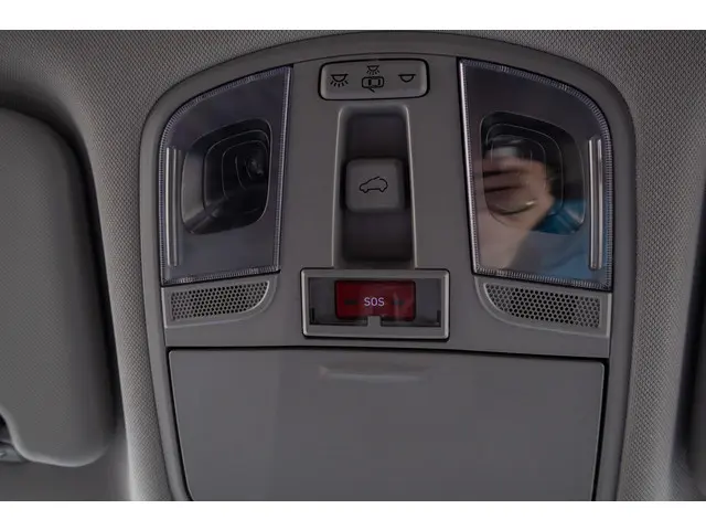 Hyundai Kona EV Premium 64 kWh 2020 Elektrisch 18