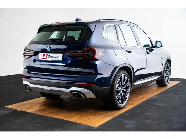 BMW X3 xDrive30e 2022 Hybride Benzine 10