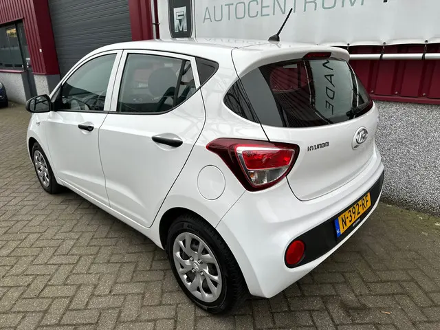 Hyundai i10 1.0i i-Motion Comfort // Airco // 2017 Benzine 2