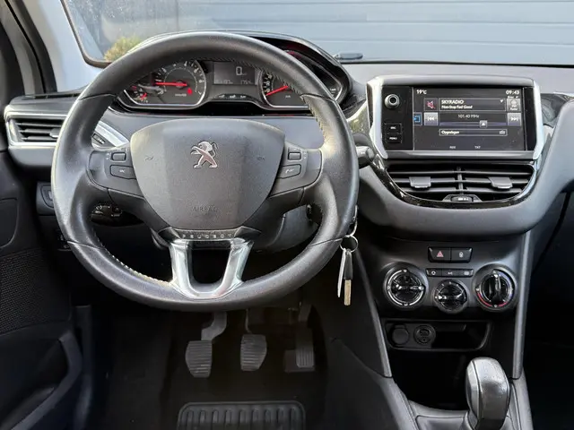 Peugeot 208 1.2 PureTech Style 2015 Benzine 3