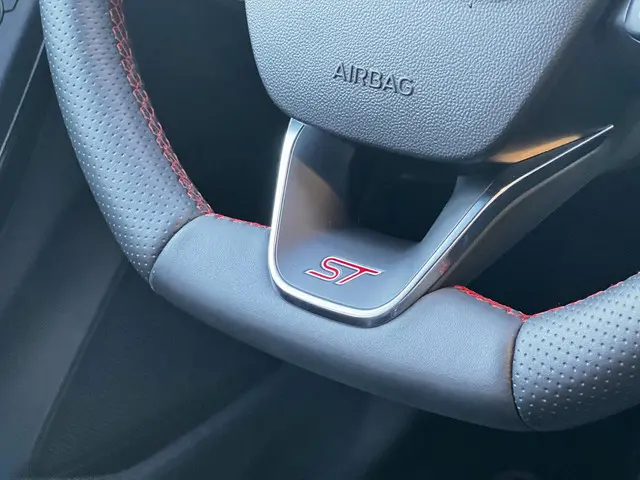 Ford Fiesta 1.5 Ecoboost ST-X 2022 Benzine 19