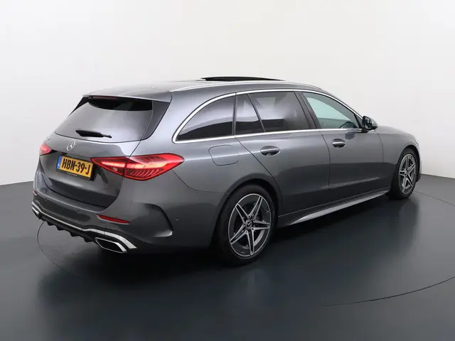 Mercedes-Benz C-Klasse 2