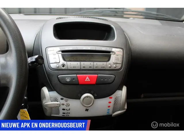 Citroën C1 1.0 Attraction Nieuwe APK 2014 Benzine 13