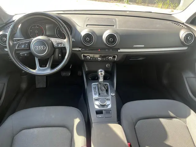 Audi A3 SPORTBACK 30 TDI 2019 Diesel 10