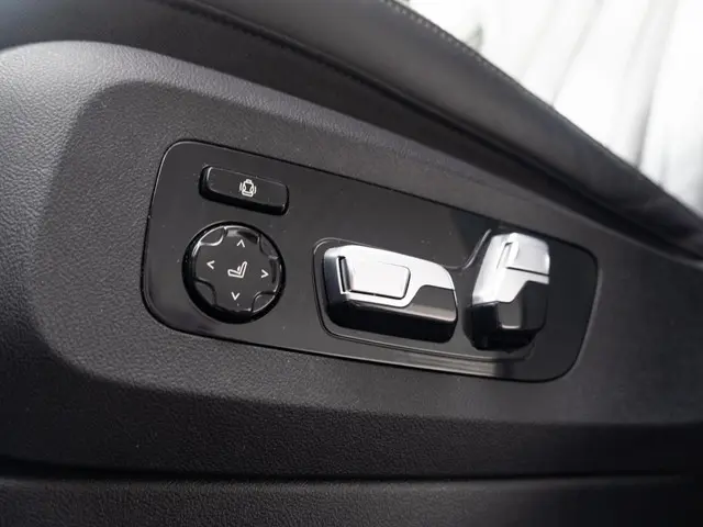 BMW X5 xDrive50e 2023 Hybride Benzine 39