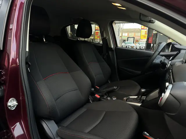 Mazda 2 1.5 Skyactiv-G Sportive 2022 Benzine 15