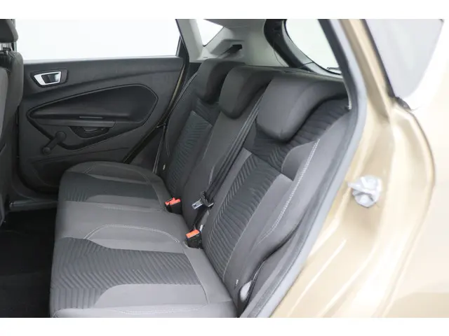 Ford Fiesta 1.0 EcoBoost Titanium 2013 Benzine 12