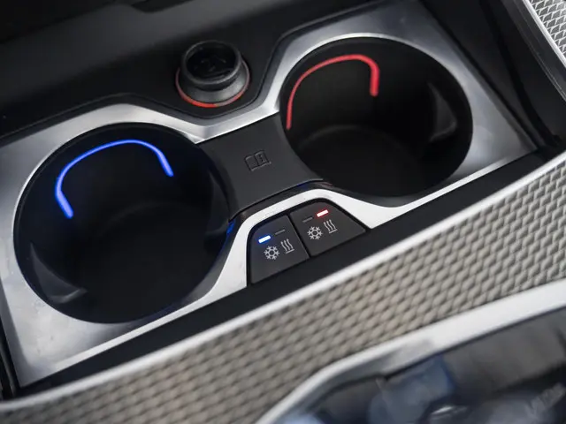 BMW X5 xDrive45e 2020 Hybride Benzine 34