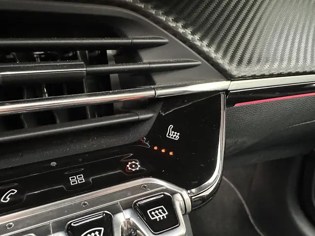 Peugeot 208 1.2 Turbo 100 PK GT Pack 2021 Benzine 30