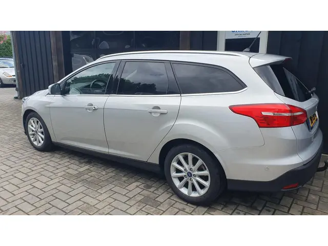 Ford Focus Wagon 1.5 TDCI Titanium 2017 Diesel 4