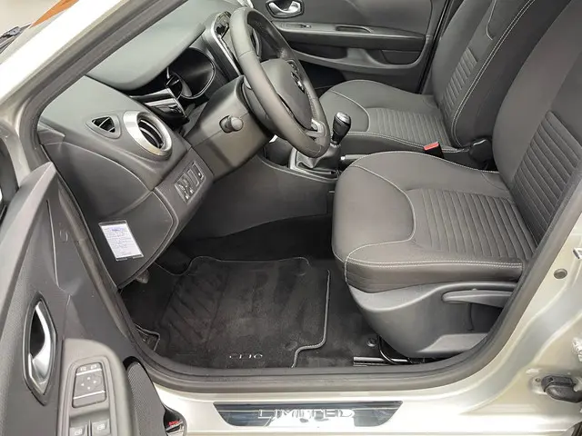 Renault Clio 0.9 TCe Limited 2018 Benzine 11