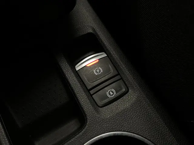 Renault Captur 1.3 TCe 140 Intens 2021 Benzine 42