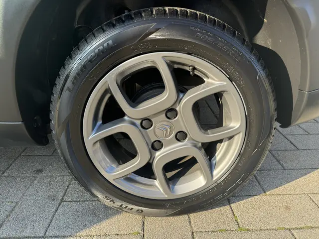 Citroën C4 Cactus 1.2 PureTech One-Tone 2018 Benzine 11