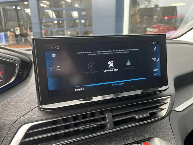 Peugeot 3008 1.2 Turbo 130 PK 2021 Benzine 31