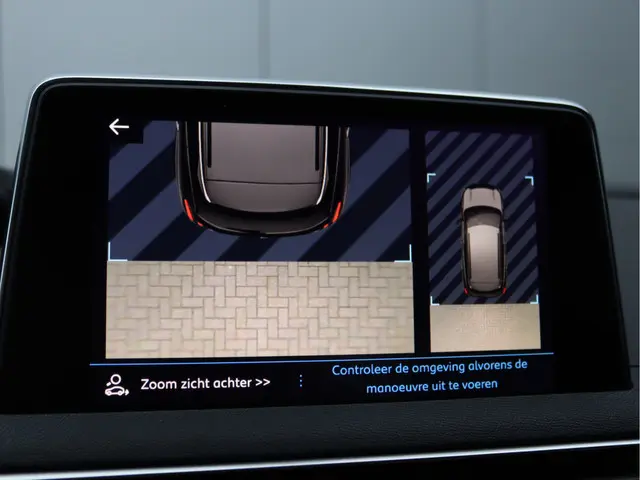 Peugeot 3008 1.6 e-THP Premium 2018 Benzine 54