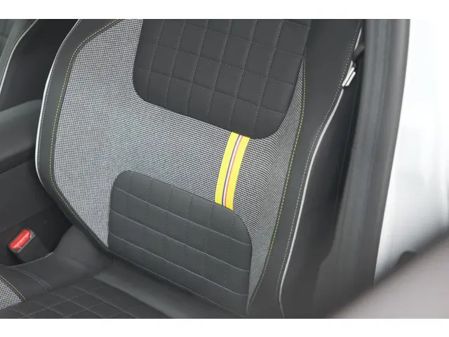 Renault 4 comfort range iconic 52 kWh 2025 Elektrisch 36