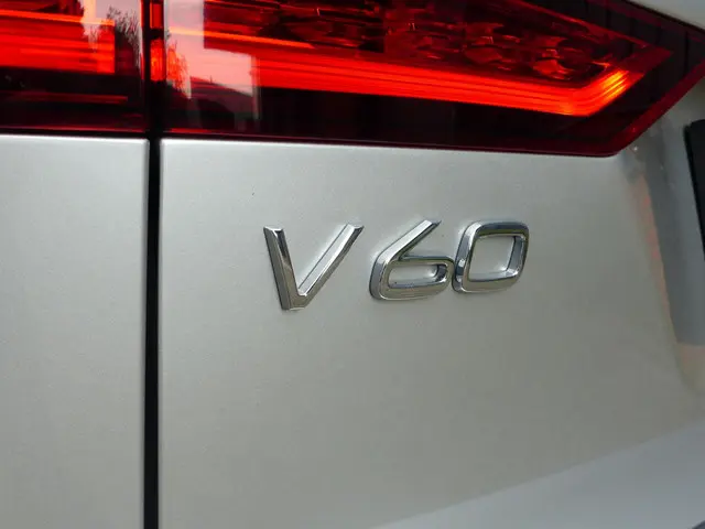 Volvo V60 B3 Momentum Advantage 2021 Benzine 16