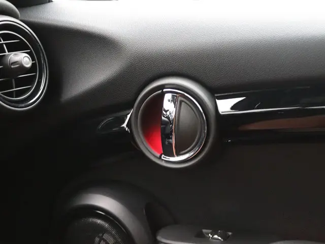 MINI 3-Deurs Cooper 2019 Benzine 24